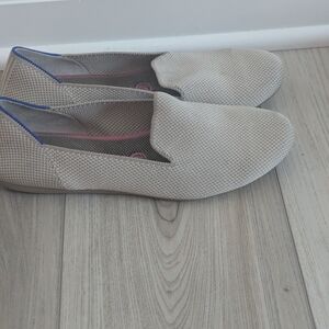 Rothy's Textured Beige Slip-On Shoes